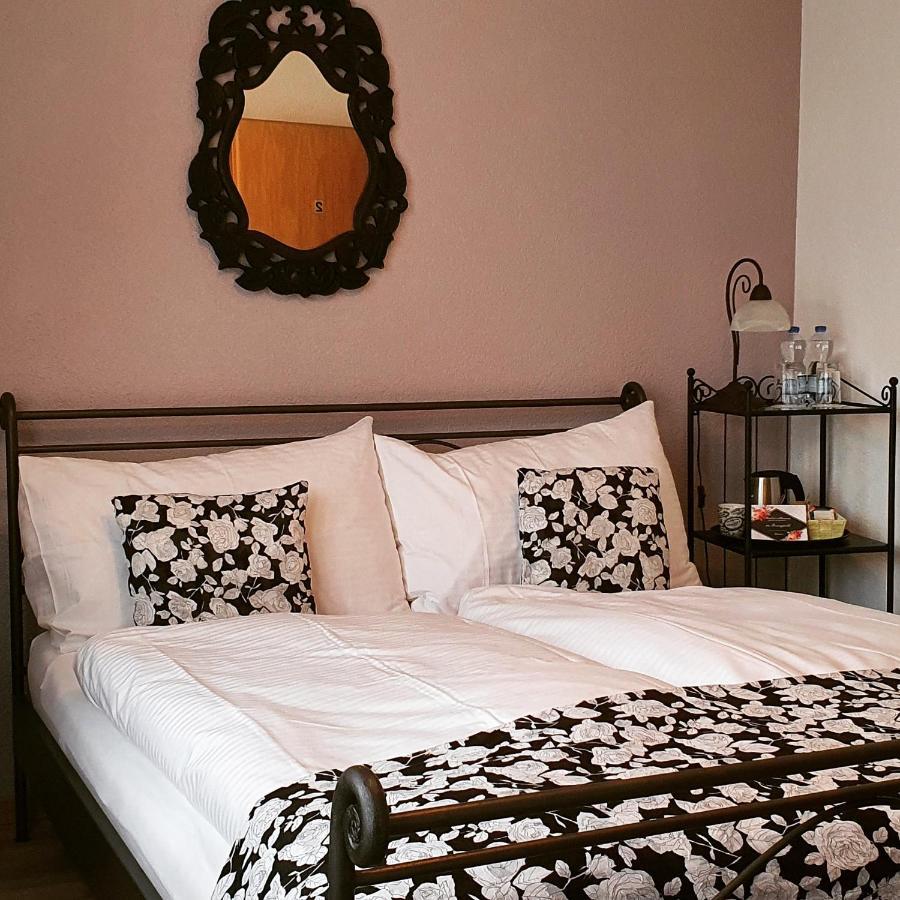 Hotel Rosengaertli Leissigen Luaran gambar